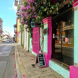 Hostel La Antigua Capsula Cartagena