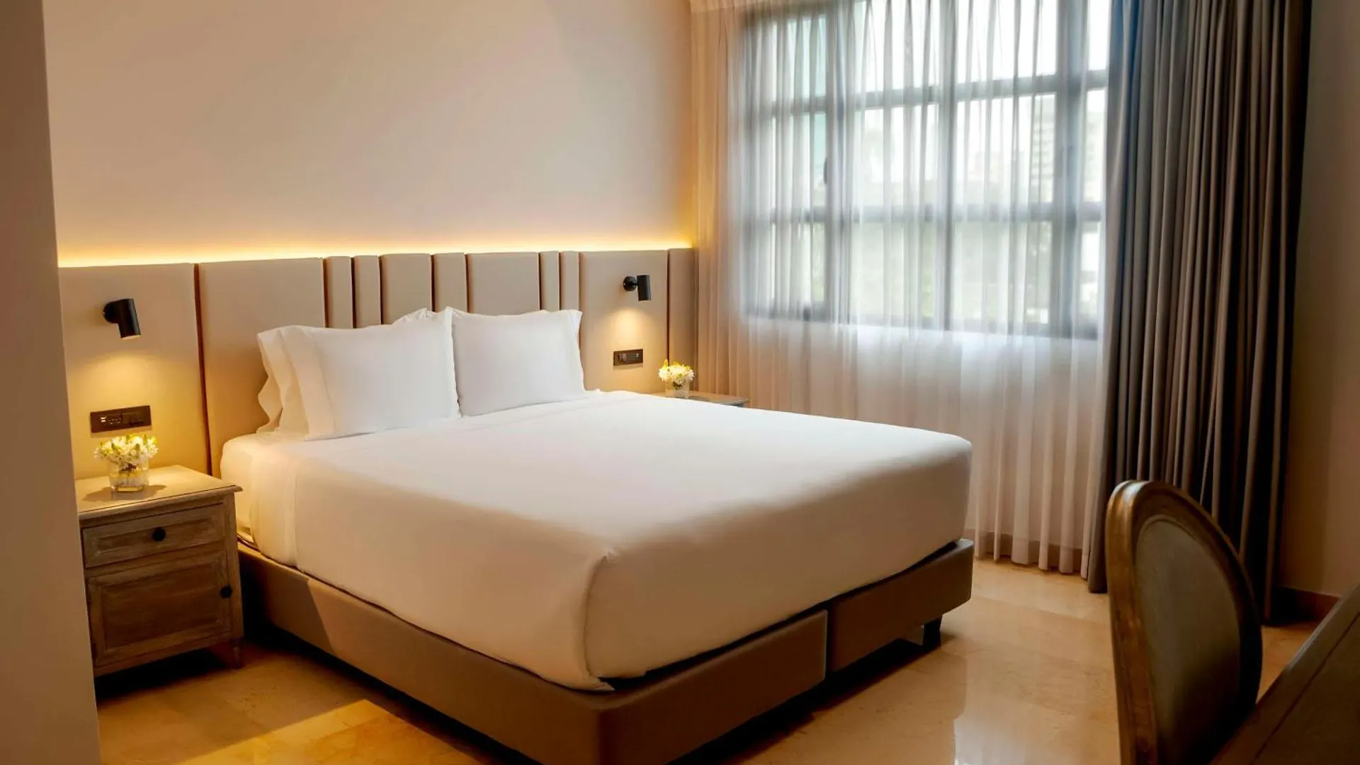 Hotel Nh Boulevard Del Rio Cali