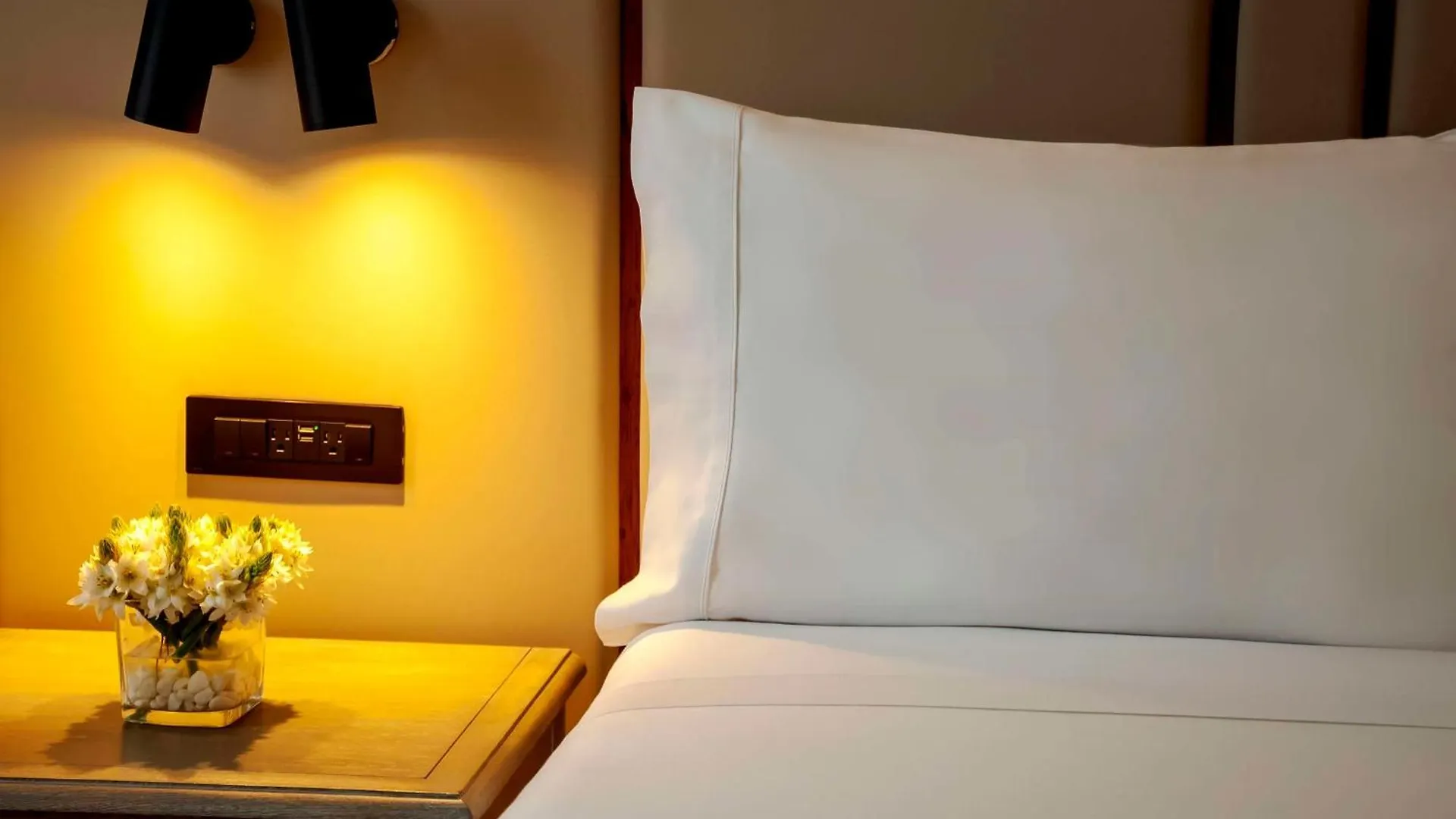 Hotel Nh Boulevard Del Rio Cali